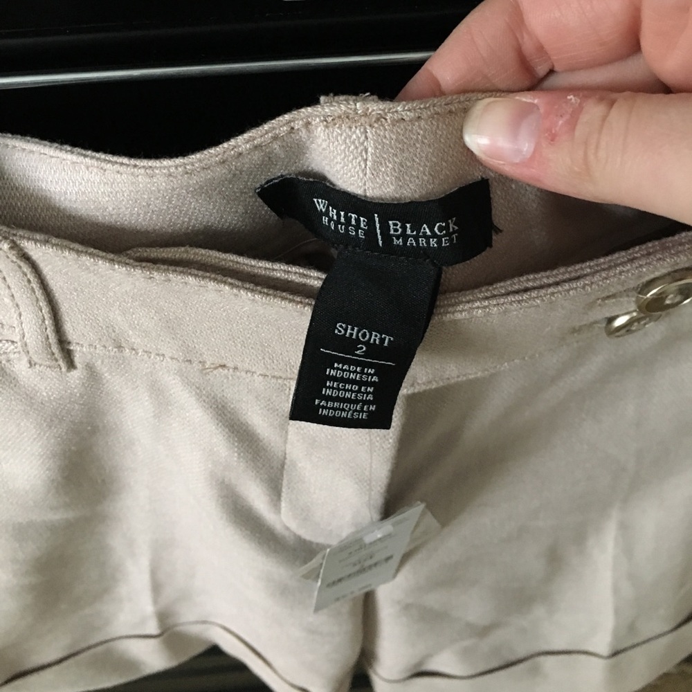 WHBM / Textured Trouser Short - Picture 7 of 8