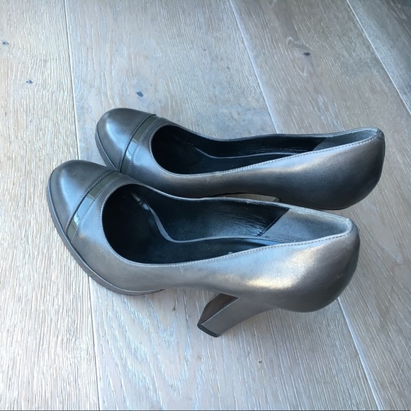 Cole Haan pumps - Picture 2 of 4