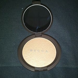 BECCA Shimmering Skin Perfector in Prosecco Pop