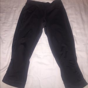 Grey Capri Workout Leggings