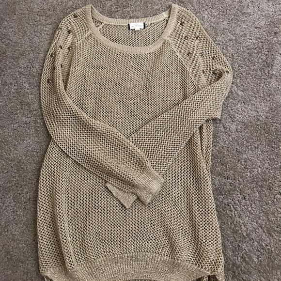 Fifty Street Sweaters - NWOT Gold sweater