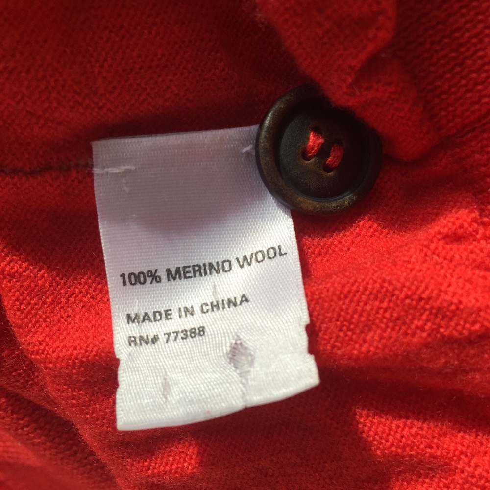 Wallace Bright Red Reverse Seam/Button Sh.Sweater - image 6