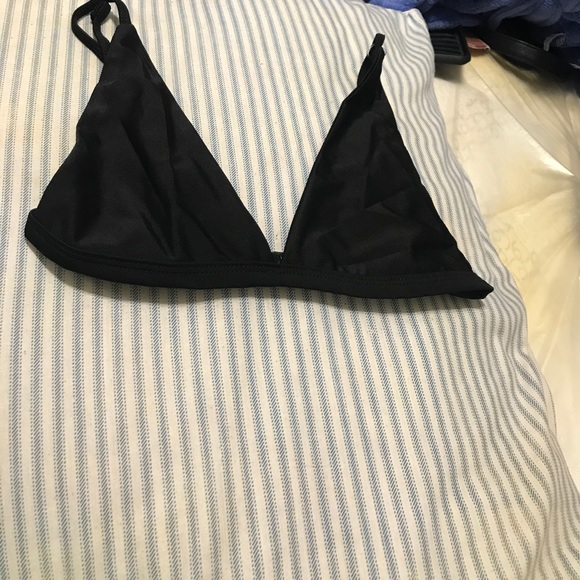 Bikini tops - Picture 3 of 3