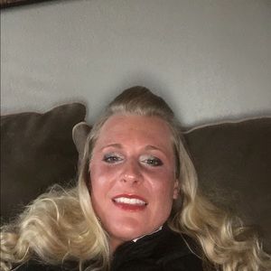 Meet your Posher, Liz