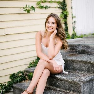 Meet your Posher, Abby