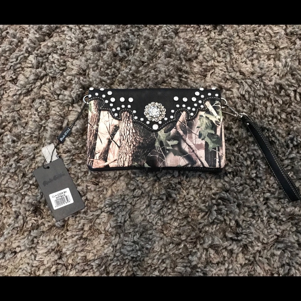 Wristlet