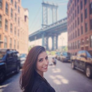 Meet your Posher, Daniela