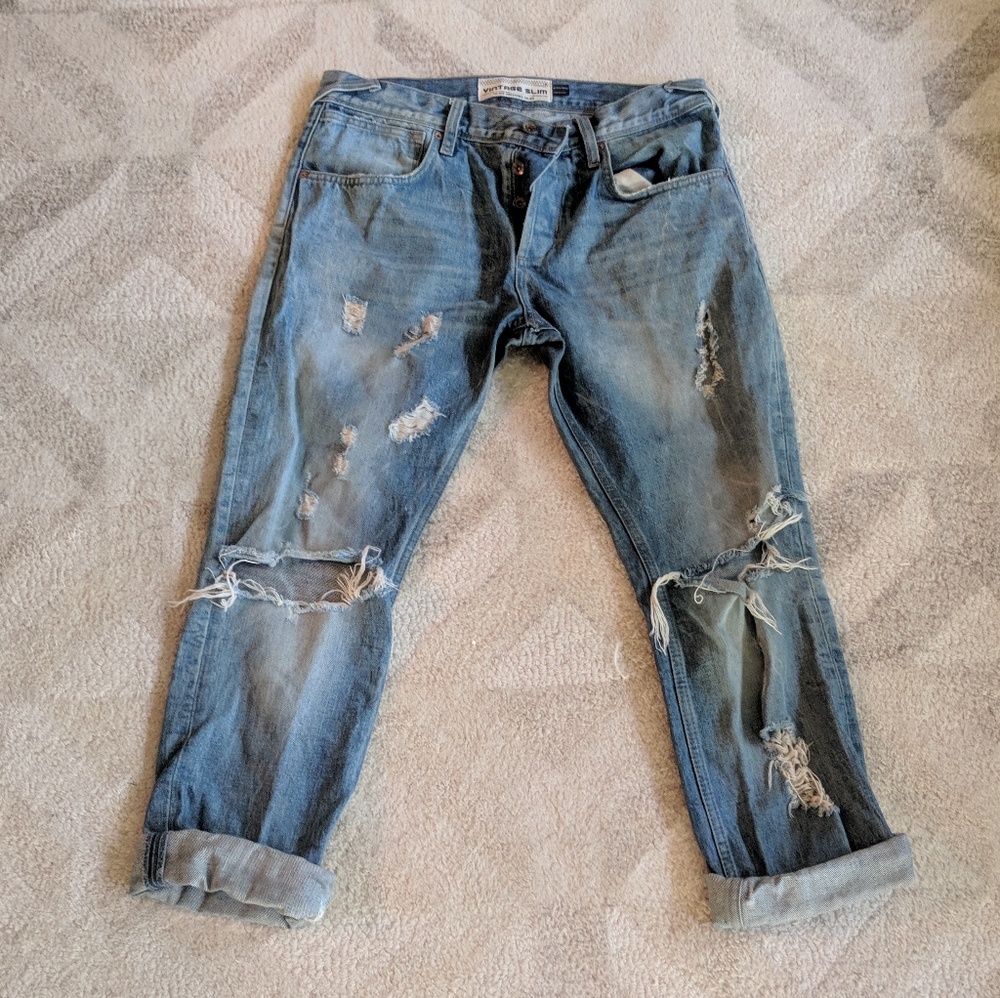 Distressed Boyfriend Jeans