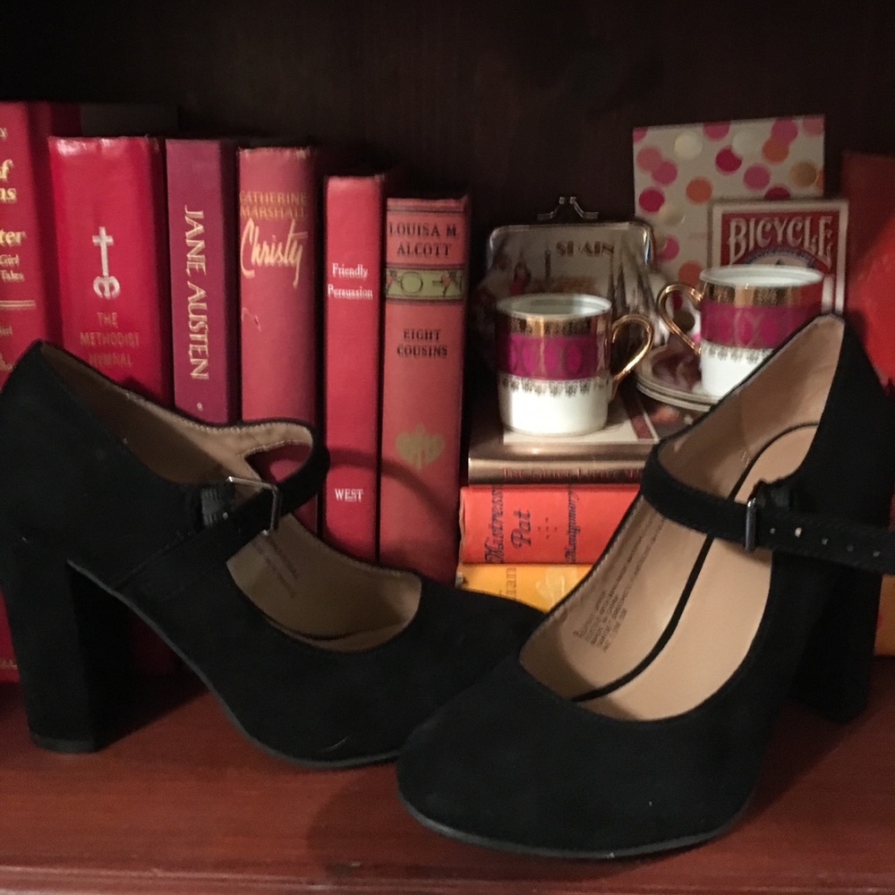 Black heeled Mary Janes