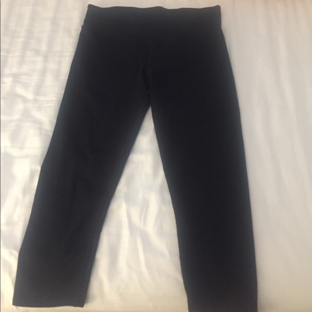 Black Capri Leggings