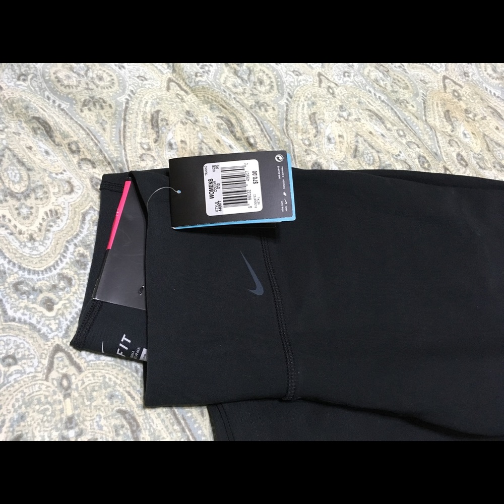 Nike pants nwt came