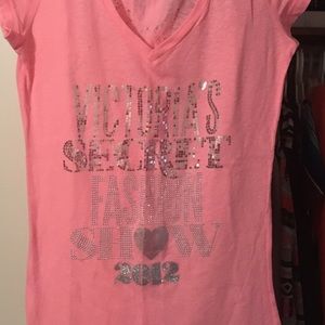 Fashion show vs shirt