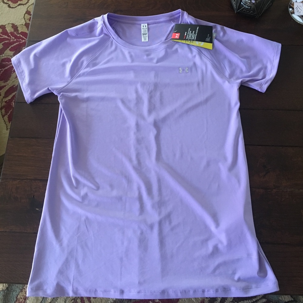 NWT under armour fitted heat gear tshirt