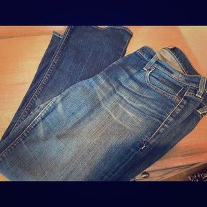 Women’s jeans