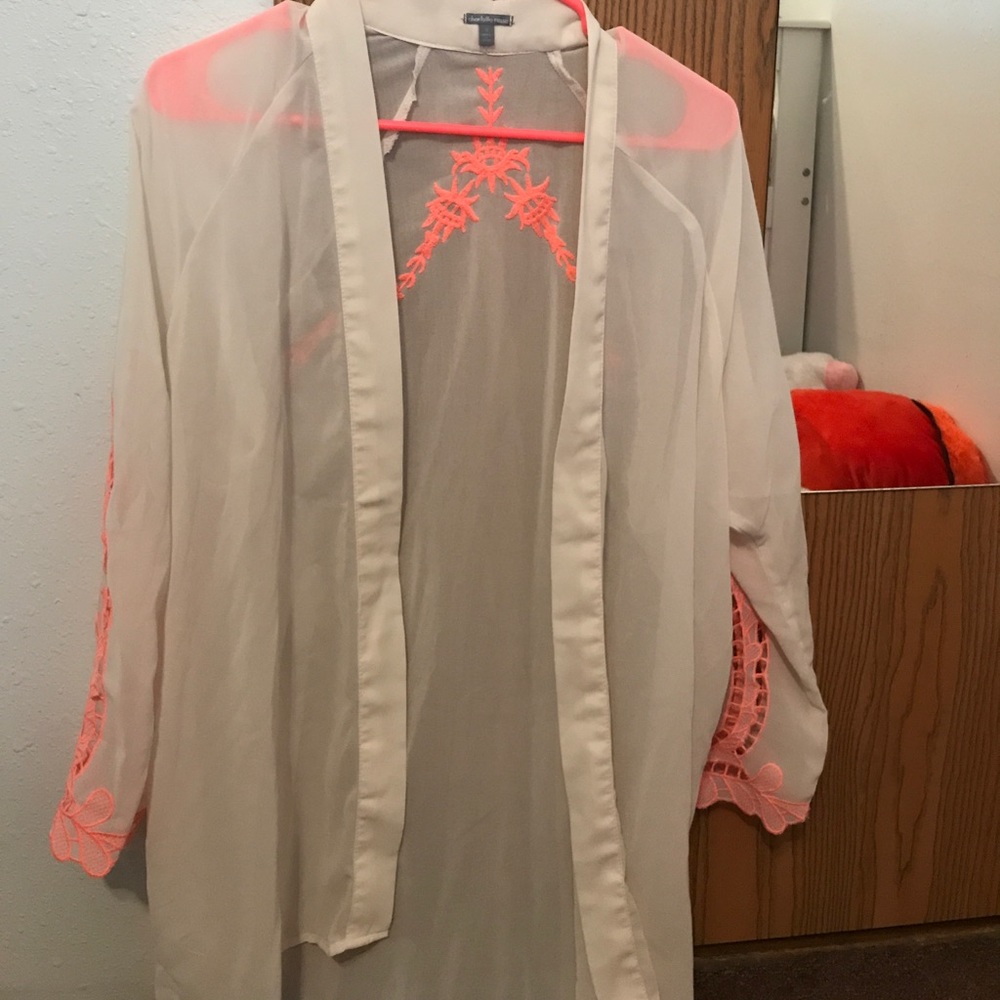 A pink designed shall
