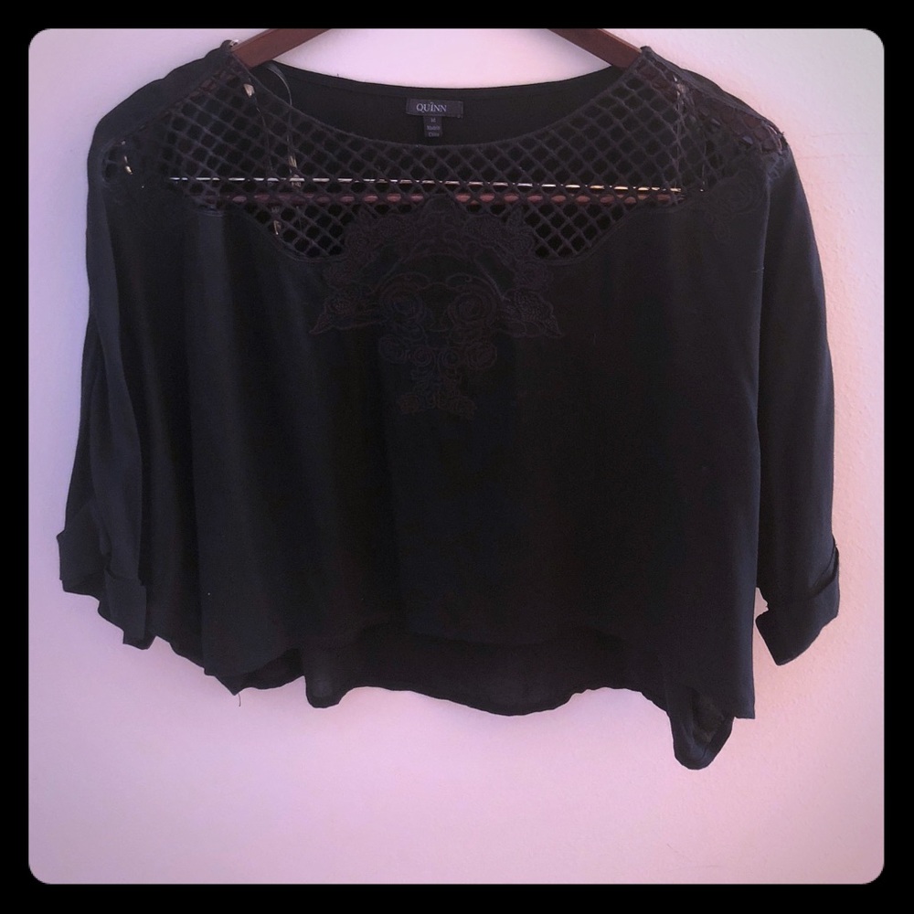 Swingy three-quarter length sleeve  crop top