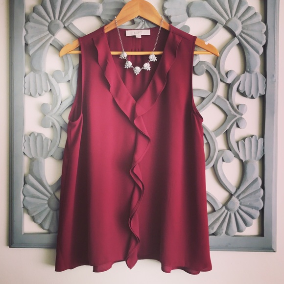 LOFT Tops - 🍷LOFT tank with cascading ruffle front 🍷