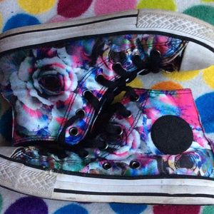 Floral Converse/ Worn/ Easy to clean