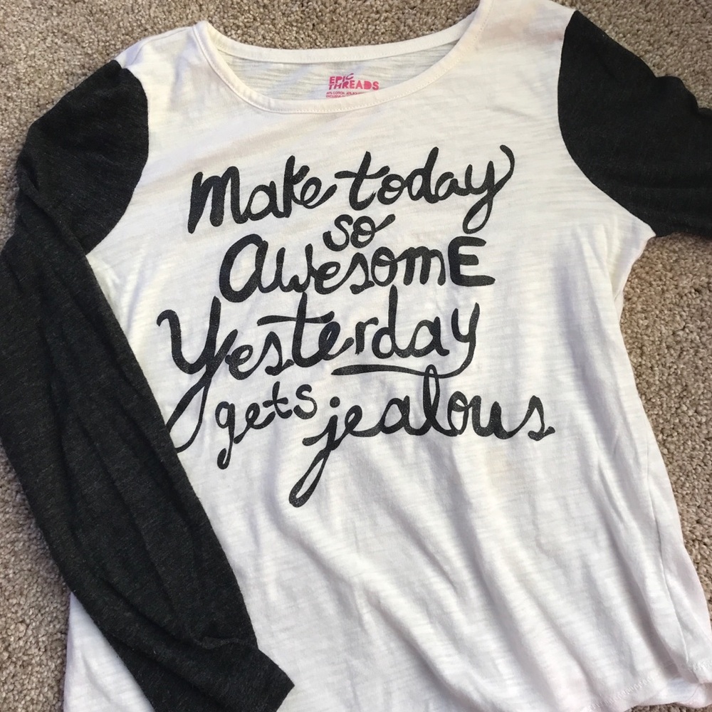 MAKE TDY SO AWSME YSTRDY GETS JLUS TEE