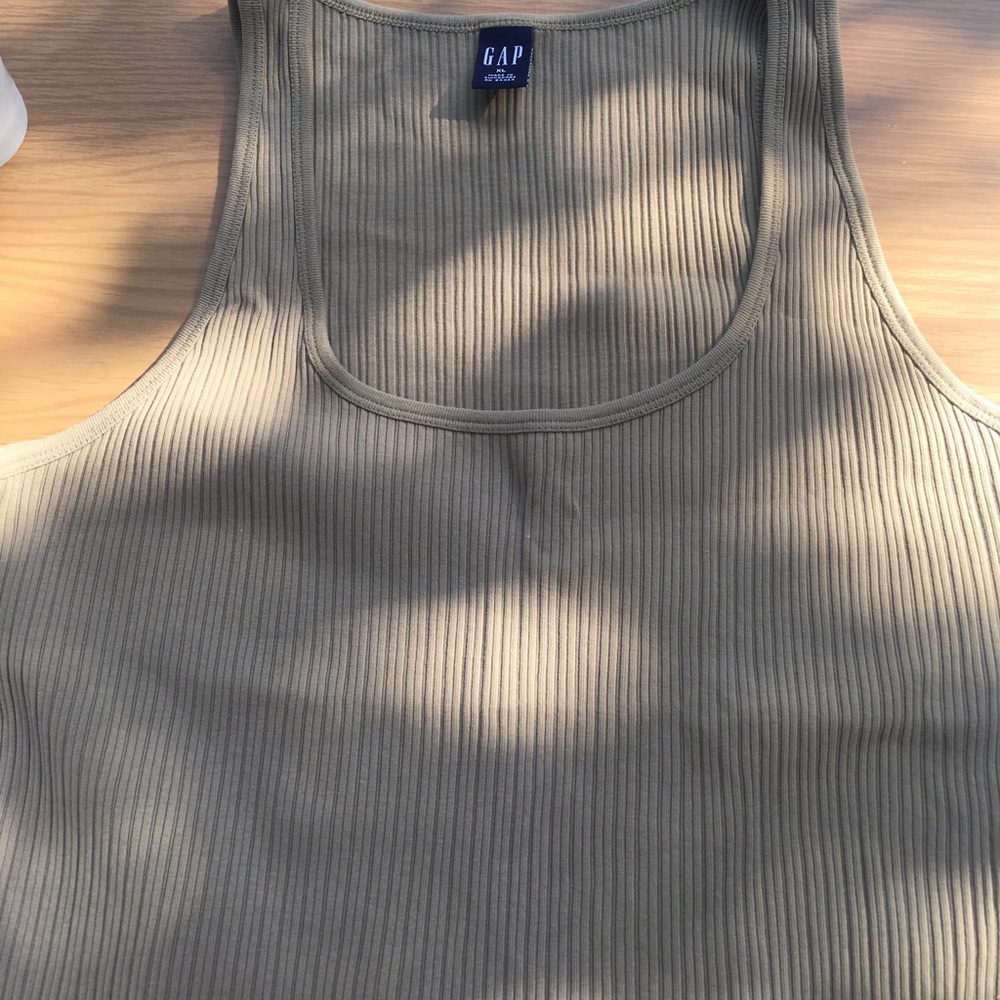 Size XL GAP Taupe Ribbed Tank
