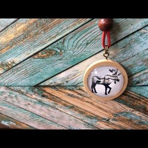 Outdoorsy Moose Necklace