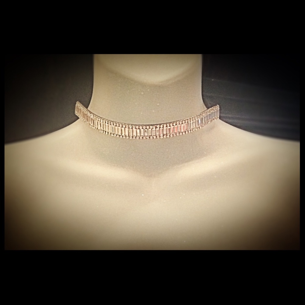 STUNNING RHINESTONE CHOKER!!!