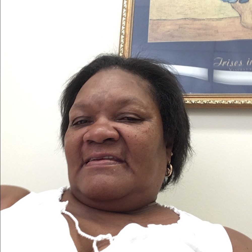 Meet your Posher, Pamela