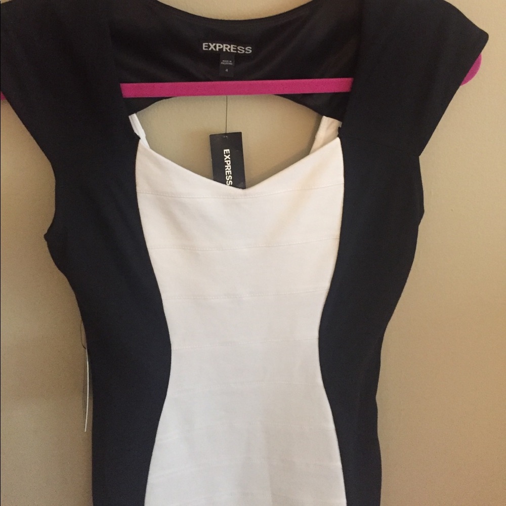 Express NWT bodycon dress open back size 4 - Picture 2 of 6