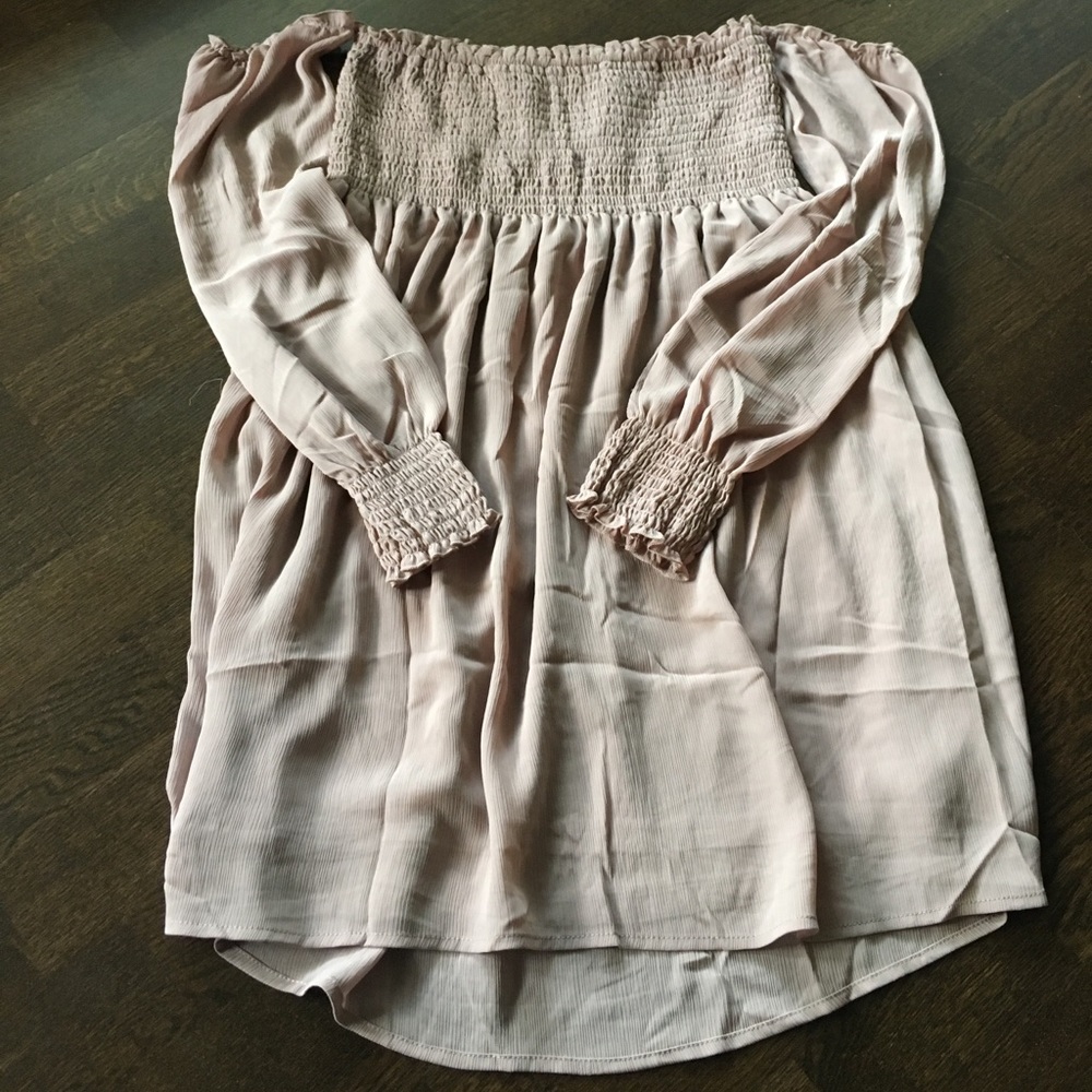 Blush dress (light pink)