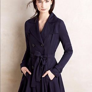 DRA Los Ángeles Anthropologie Navy Swing Trench