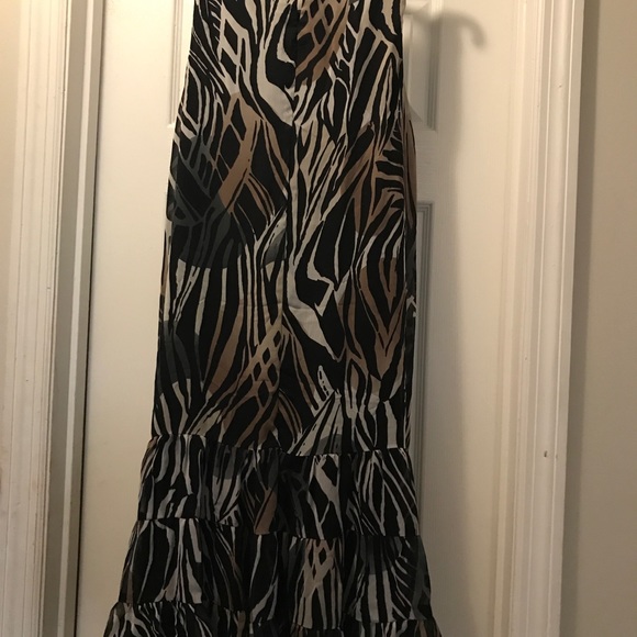 Safari print halter swing dress - Picture 3 of 3