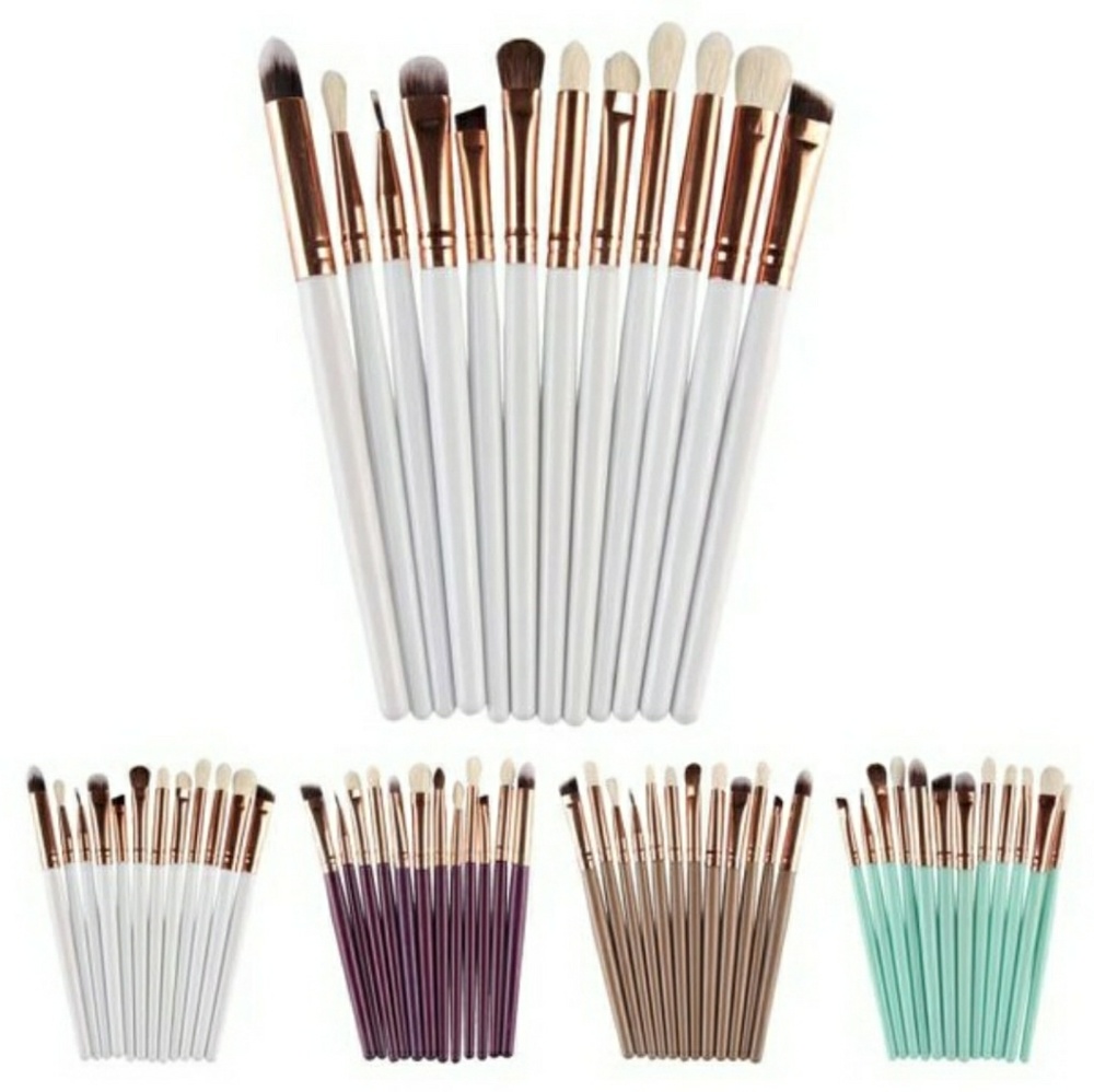 Makeup brushes (eyes)
