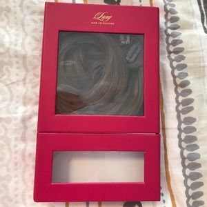 Luxy Clip in hair extensions