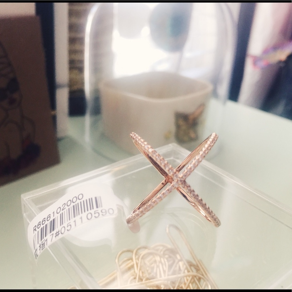 rose gold -tone ring