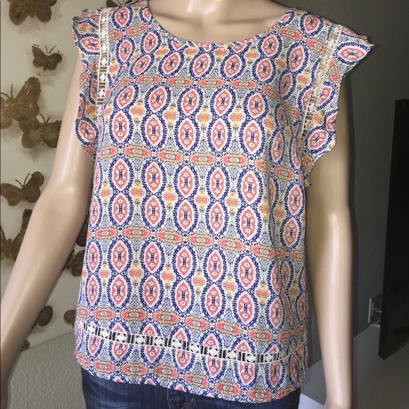 Blouse - Picture 8 of 8