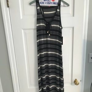 Vince camuto black and white maxi
