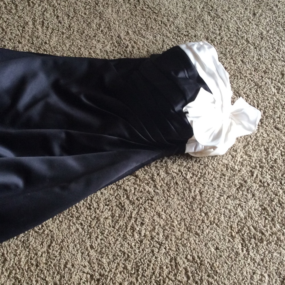 Beautiful black formal long gown.