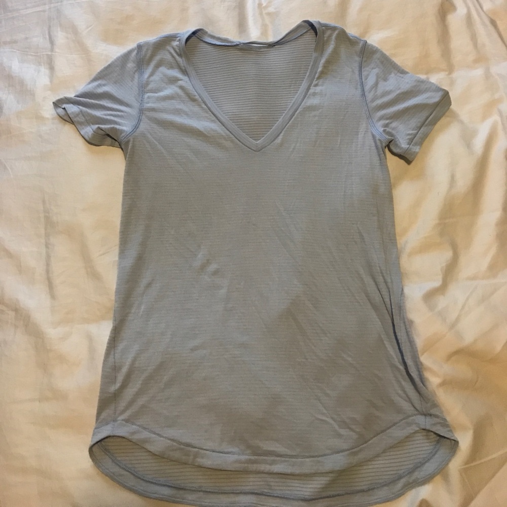 Lululemon V Neck- Light Purple