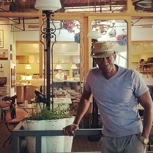 Meet your Posher, Carl