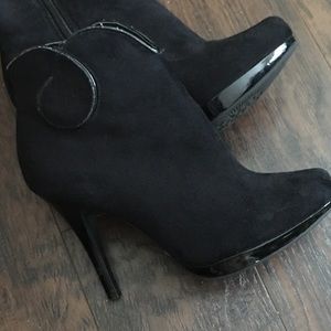 ankle booties