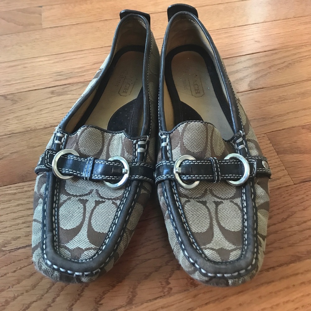 CLOSET CLEAR OUT Coach Flats