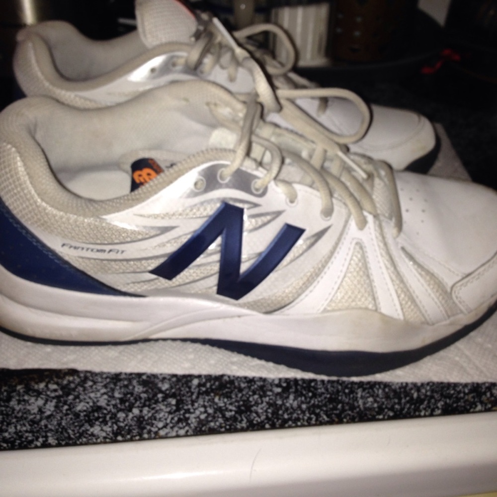 New Balance 786 sneakers wide