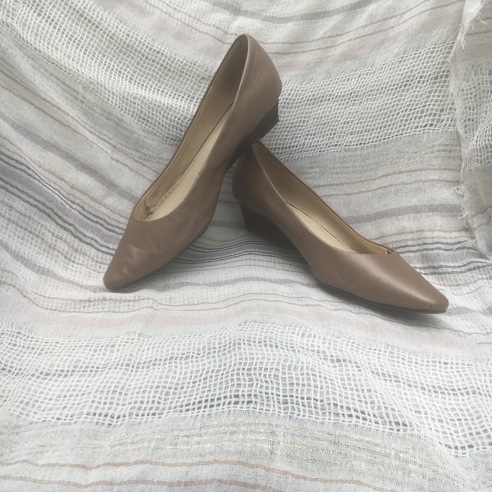 💕Metallic Kitten Heels💕