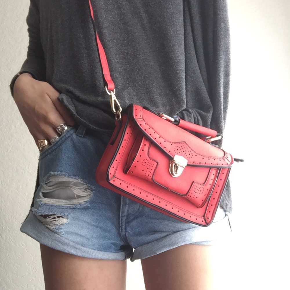 Mini Red Shoulder Tote!