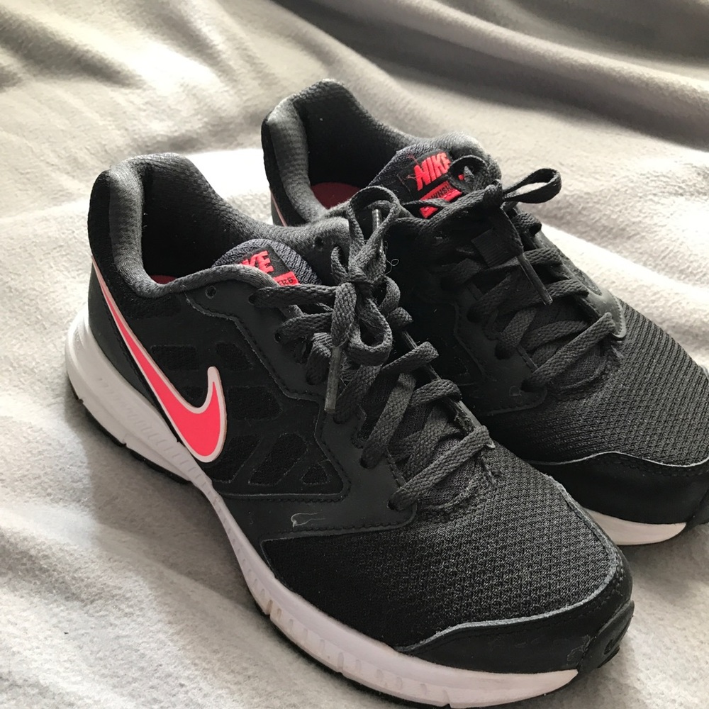 Nike Women’s Black Running Shoes