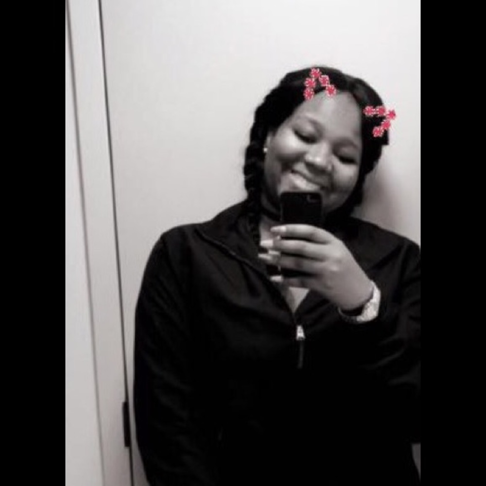 Meet your Posher, Kiara