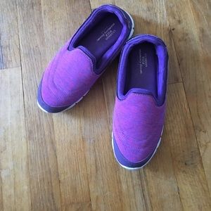 Purple blue slide tennis shoes