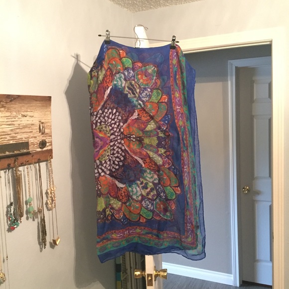 Scarf - Picture 2 of 3