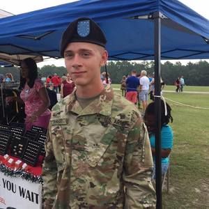 Meet your Posher, Alek