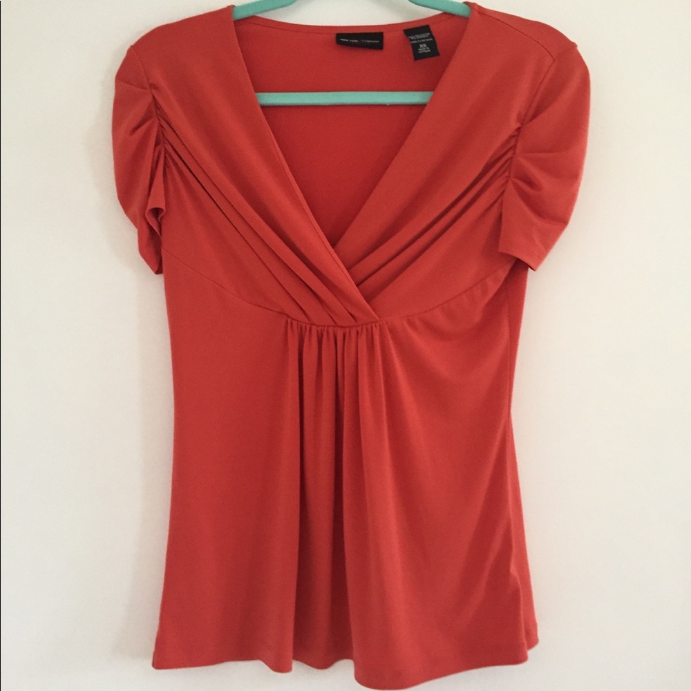 🍁BOGO🍁 Orange New York & Company Top